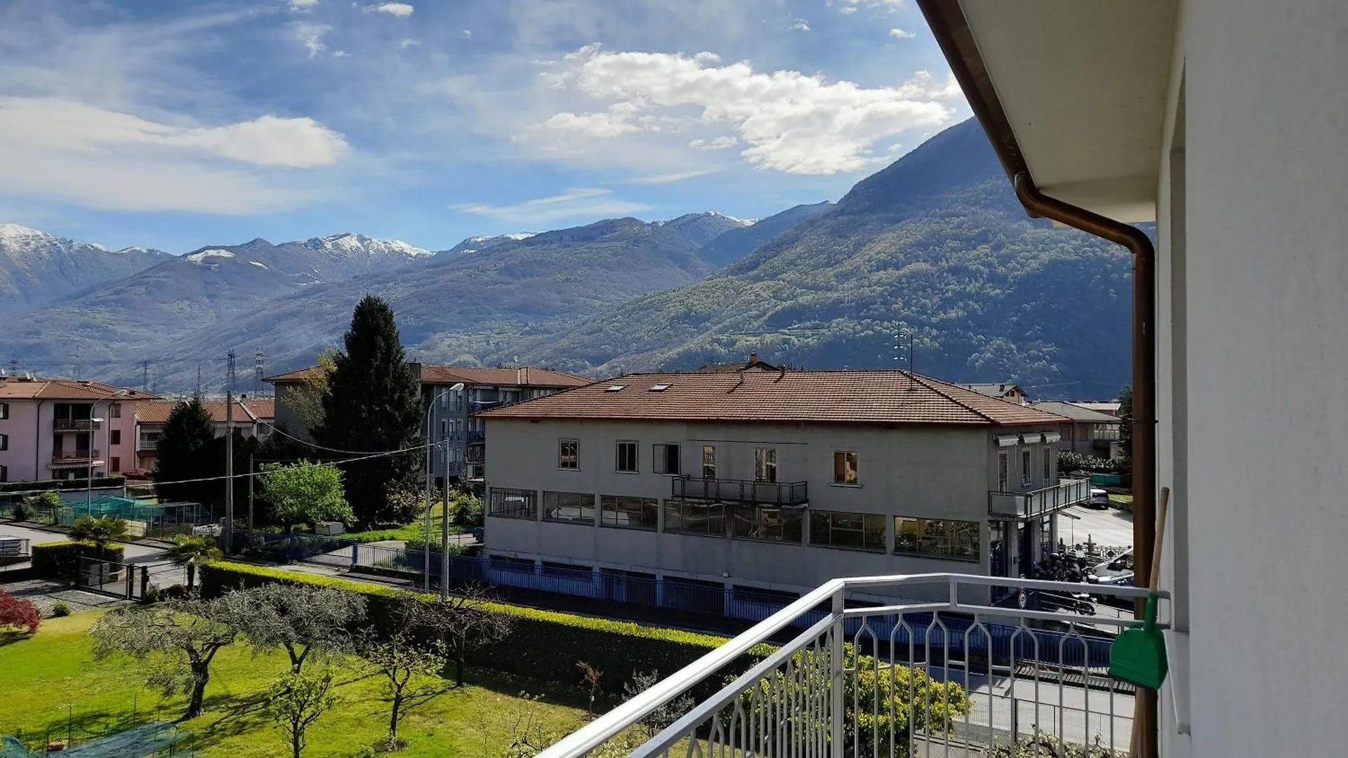 Lägenhet Casa Vacanza Aurora Costa Volpino